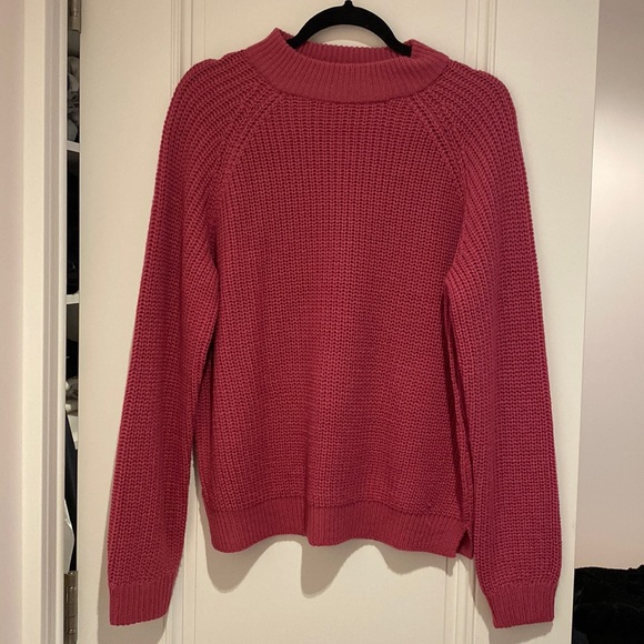 Sweater - Picture 1 of 2